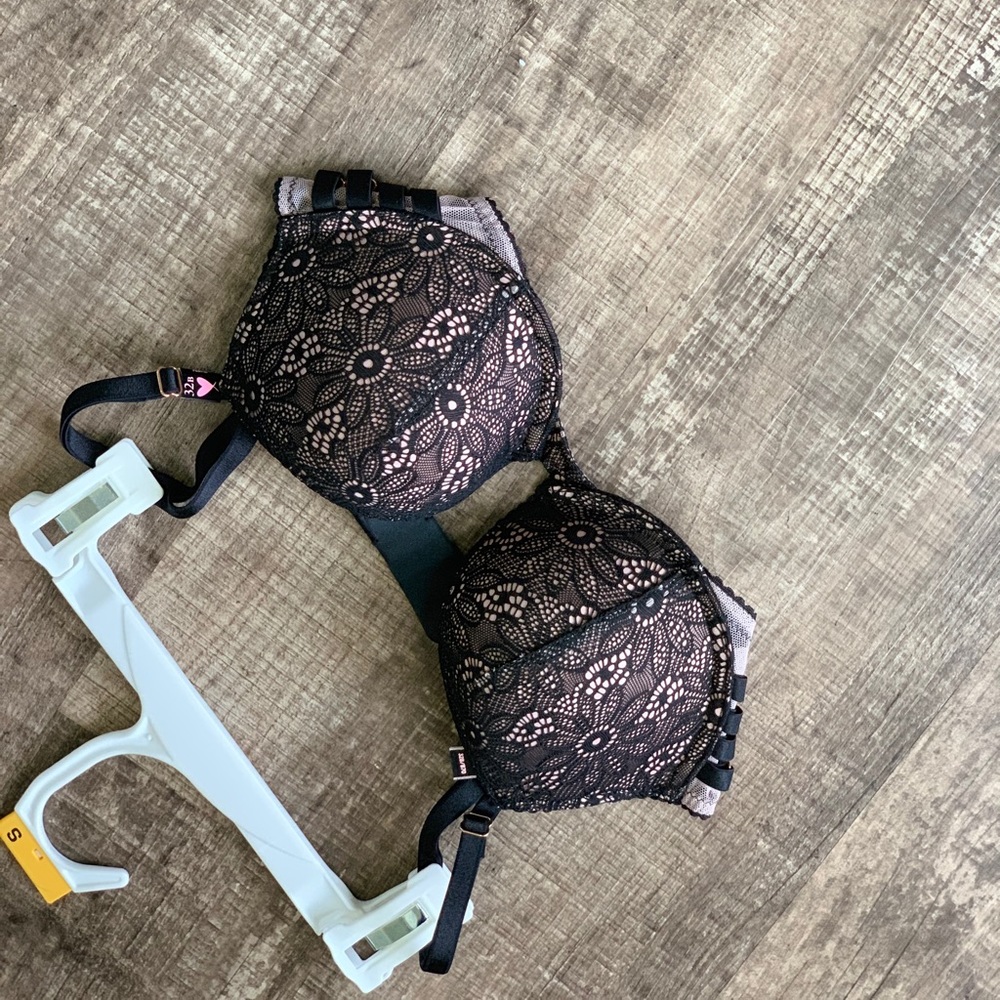 Victoria’s Secret Lace bra!